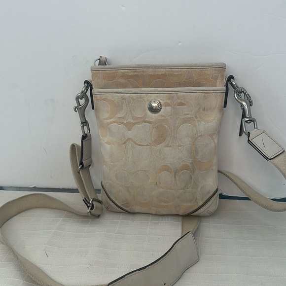 COACH Optic Signature Shoulder Swing Bag Crossbody Small Purse 10148 - Picture 1 of 9